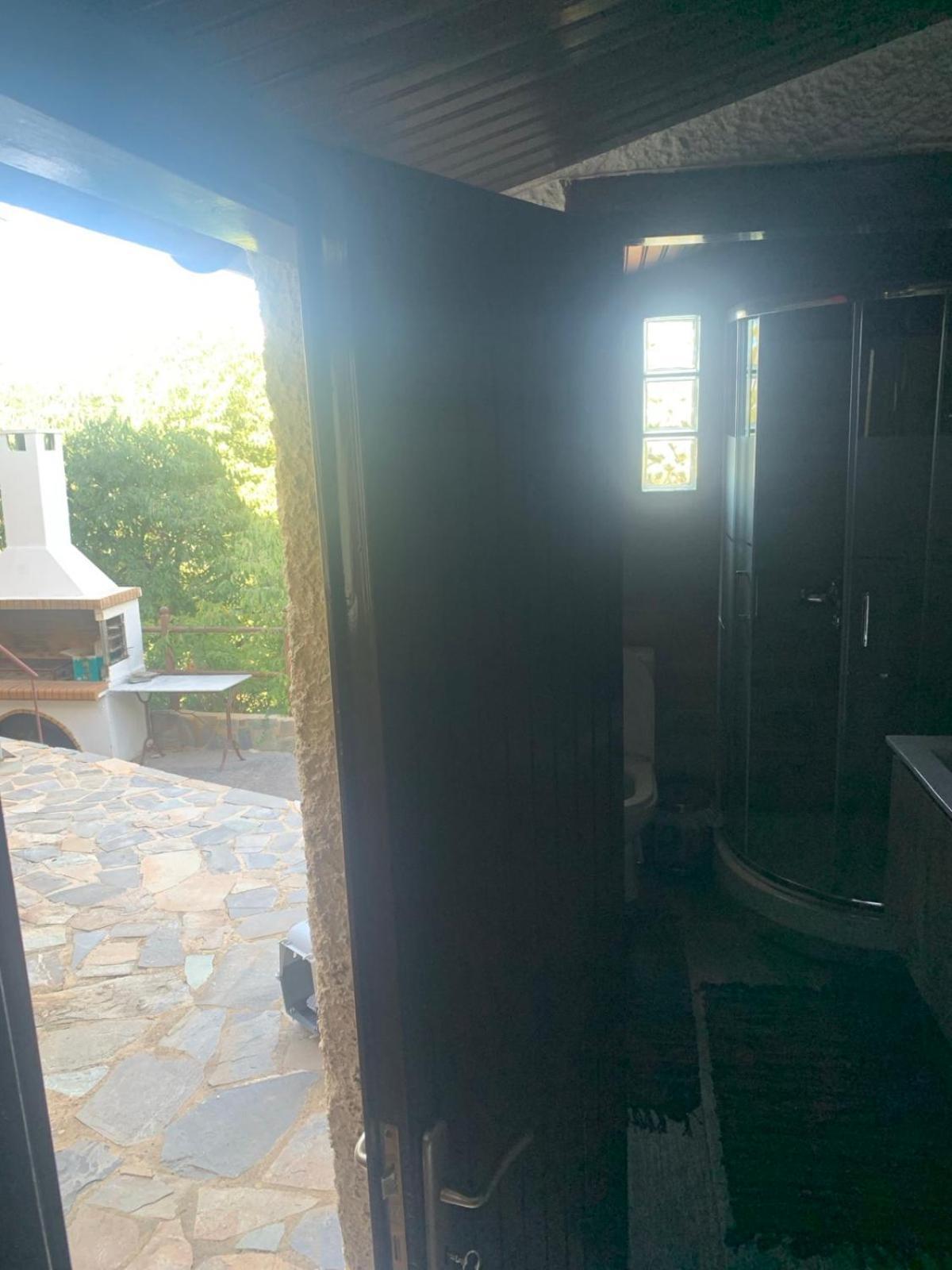 Forestrock Studio For Sale Too Σπάρτη Εξωτερικό φωτογραφία